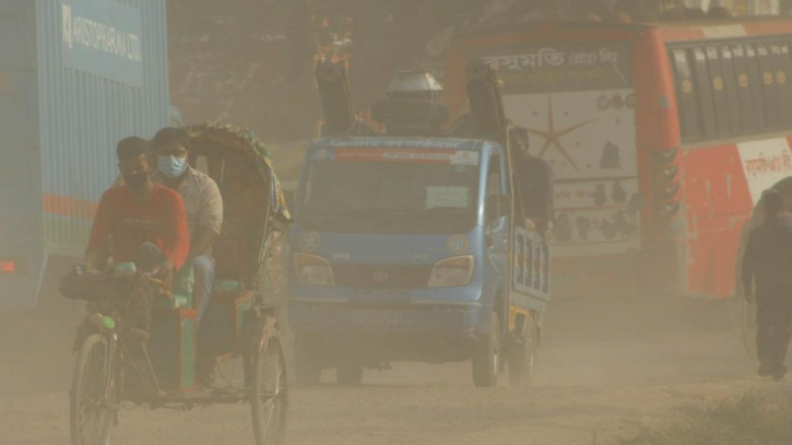 বিশ্বের শীর্ষ বায়ুদূষিত শহর ঢাকা