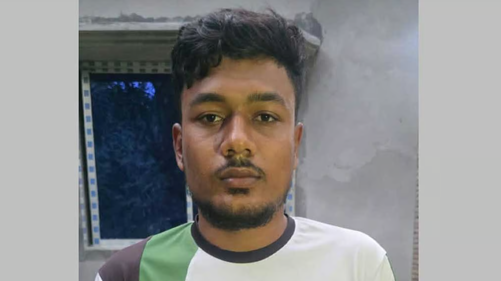 ‘স্নাইপারের অভাব ছিল’: সেই যুবক সন্ত্রাস বিরোধী মামলায় কারাগারে