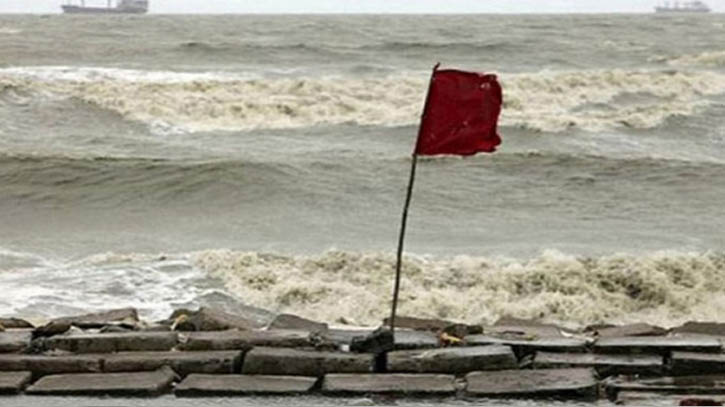 সমুদ্রবন্দরে ৩ নম্বর স্থানীয় সতর্ক সংকেত