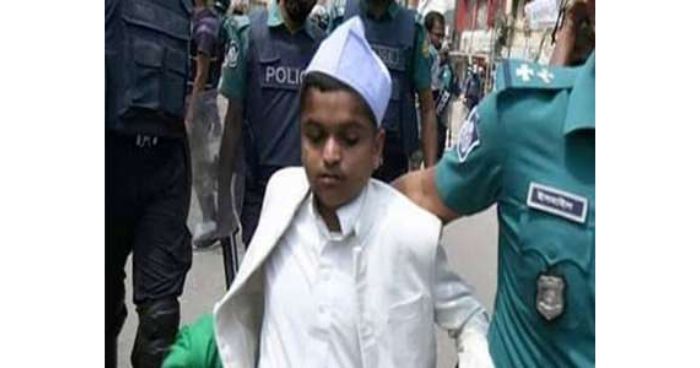 ধর্মীয়বক্তা রফিকুল ইসলাম আরও ৭ দিনের রিমান্ডে