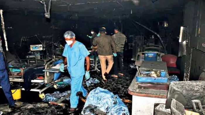 ভারতে কোভিড হাসপাতালের আগুনে মৃত্যু বেড়ে ১৮
