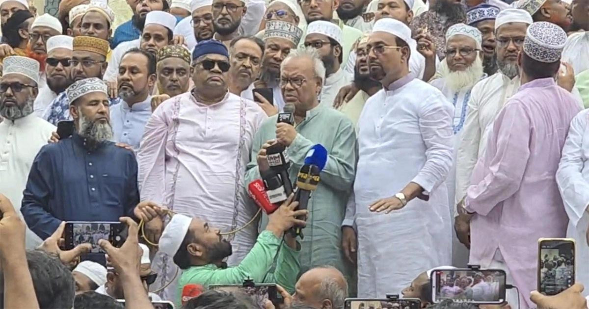 দেশবিরোধী ও চাটুকার রাষ্ট্র বানানোর ষড়যন্ত্রকারীদের কোনো ছাড় নয়: রিজভী